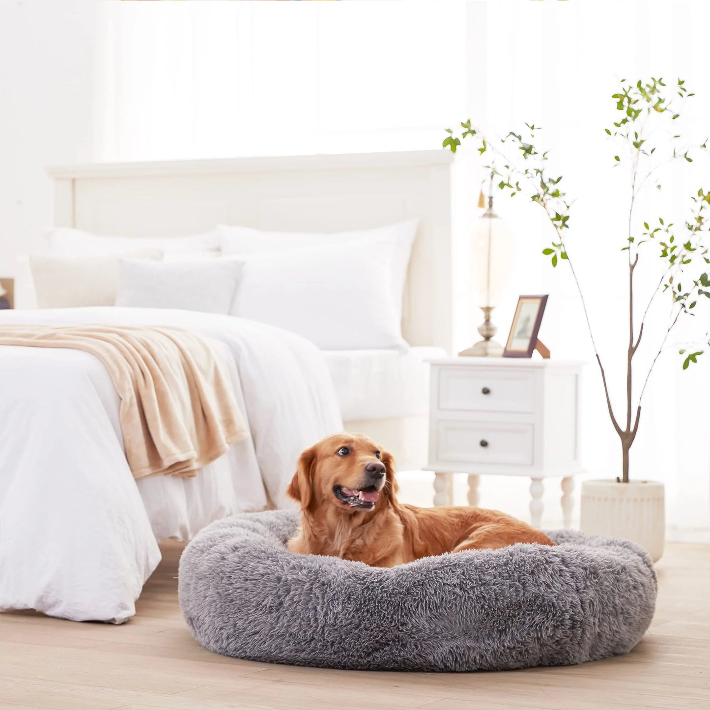 Dog Beds for Large Dogs, Calming Donut Dog Bed, Round Fluffy Dog Beds, Big Plush Pet Bed for Dogs Up to 80Lbs, 34inch